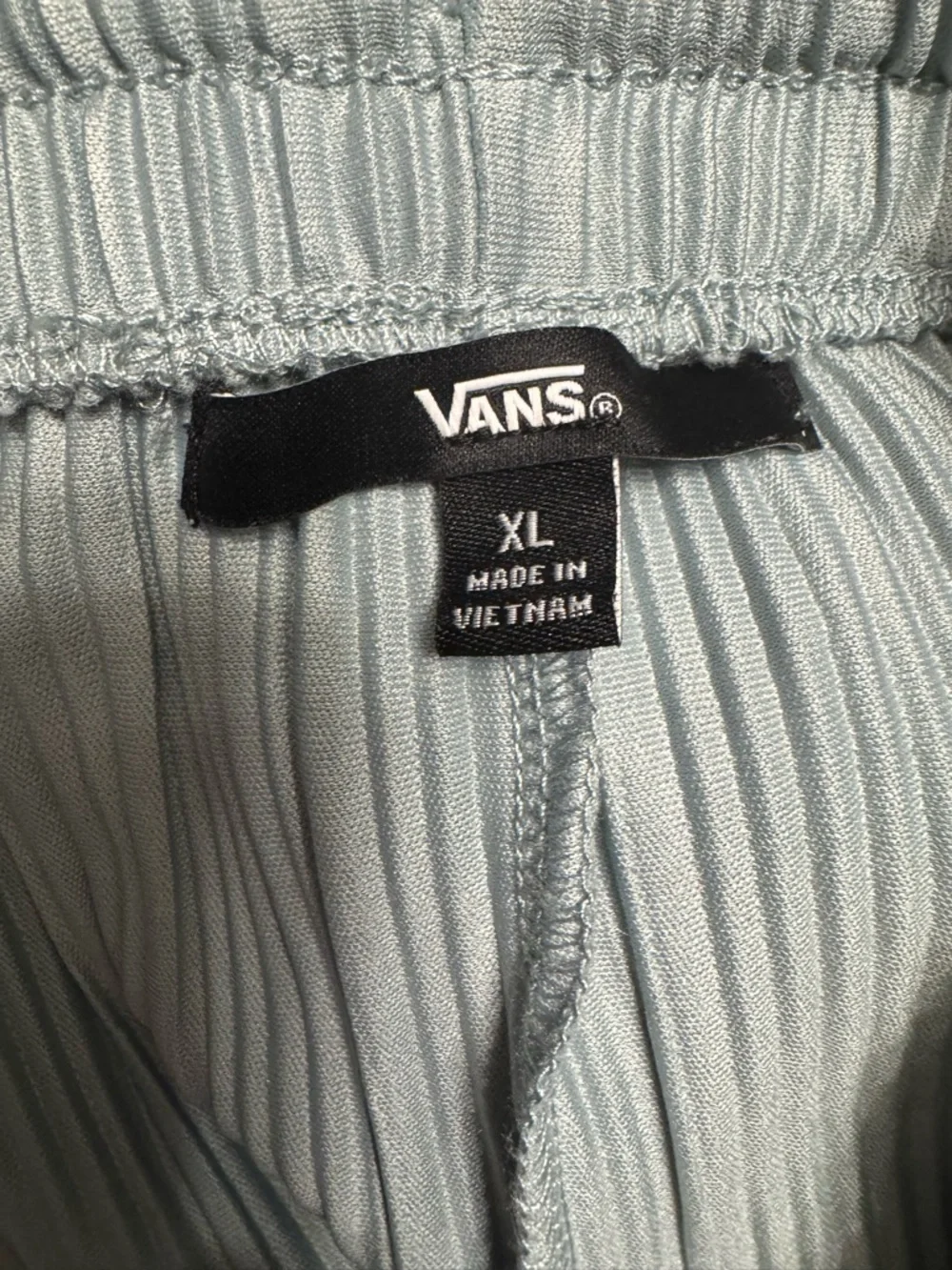 Vans Women’s XL Pleated Drawstring Pleated Pants NWOT